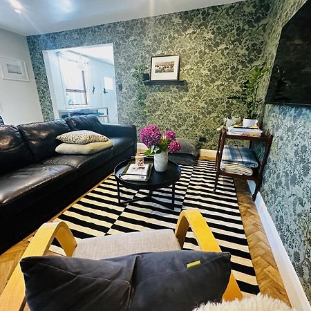 2 Bed Beckenham Beauty - Pet Friendly Villa Christchurch Eksteriør bilde